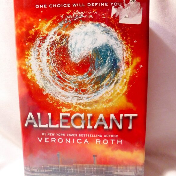 Allegiant by Veronica Roth Hardcover Book First Edition - Picture 1 of 4